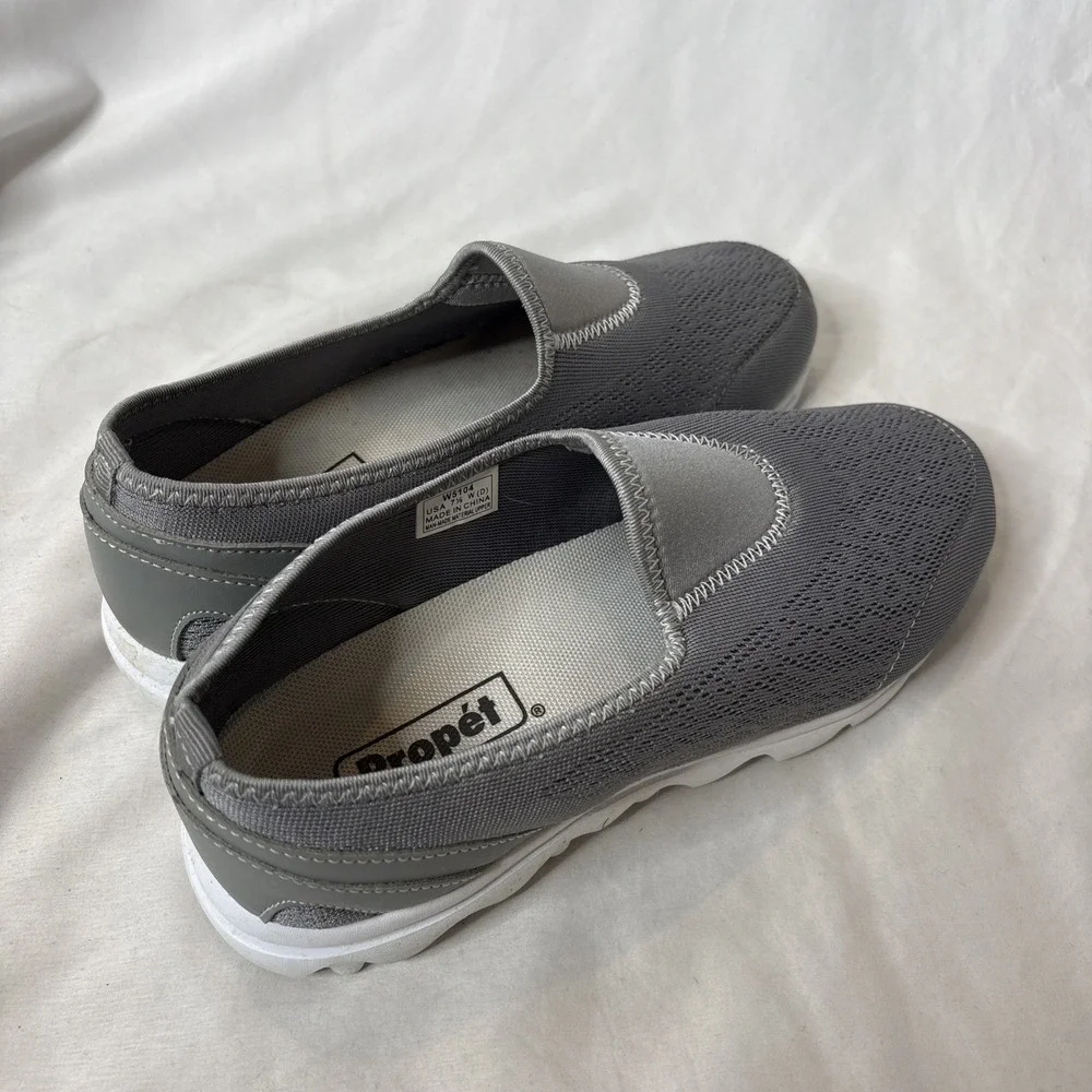 Propet Travelactiv Silver Gray Slip On Walking Sneaker Size‎ 7.5 W5104 Comfort